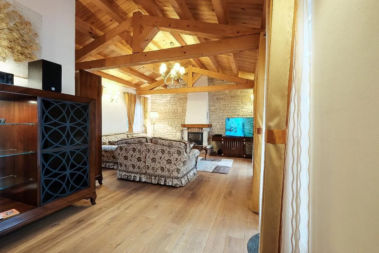 Luxury Villa Le Rose 포레치